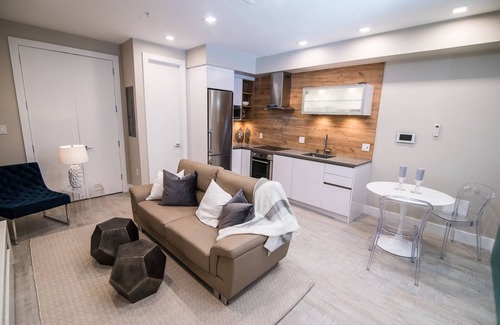 Dupont Circle Apartment | Spacious upscale condo in heart of Dupont Circle