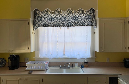 Vicksburg Apartment | Spacious Upstairs Apartment in Victorian Home
