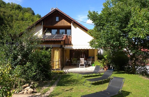 Tauberbischofsheim Apartment | Spacious vacation apartment (95sqm) with comfortable furnishings