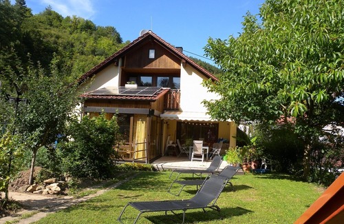Tauberbischofsheim Apartment | Spacious vacation apartment (95sqm) with comfortable furnishings