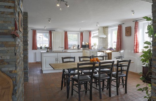 Neusatz House | Spacious vacation apartment over 3 floors with a view of the Rhine valley