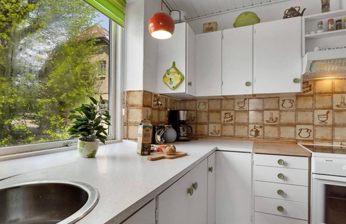 Sydals Apartment | Spacious vacation apartment with sea view in Lebøl.