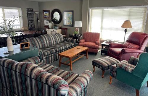 Cameron House | Spacious Vacation Home with Madison River Frontage near Yellowstone in Ennis, Montana