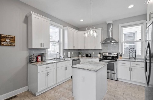 Mosby House | Spacious, Vibrant Home 'n Central Richmond, VA!