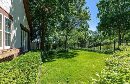 Davenport House | Spacious Victorian Tudor with Gaming Room near Museums, Parks and Downtown