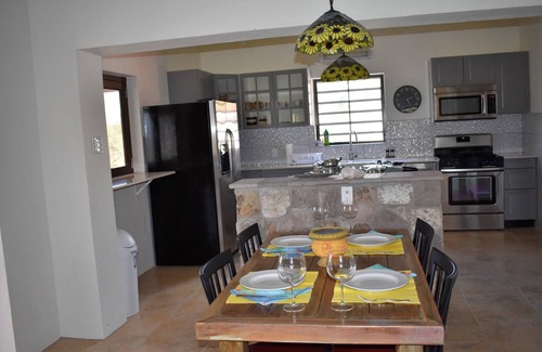 Cotton Ground House | Spacious villa close to gorgeous beach.
