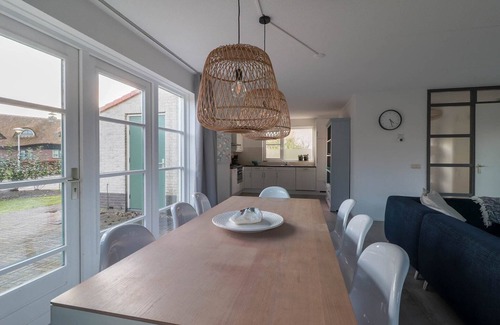 Makkum Villa | Spacious villa in a holiday park in Makkum