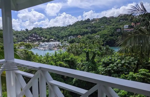 Marigot Bay House | Spacious villa in a small vacation community overlooking beautiful Marigot Baynn