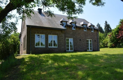 Daverdisse Villa | Spacious villa near Lesse