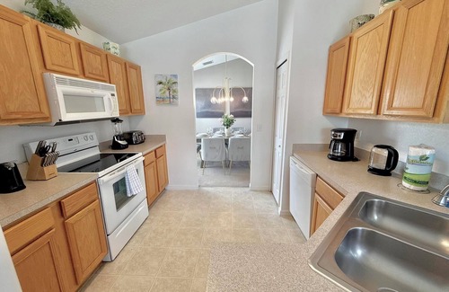 Solana House | Spacious Villa near Disney · Themed Rooms & Family-Friendly Community