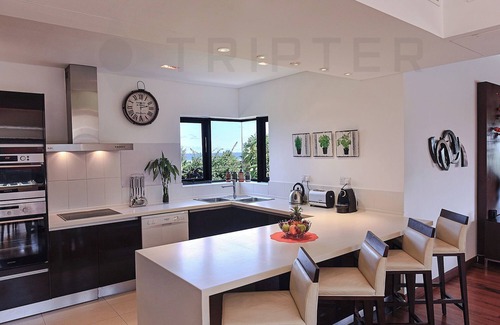 Bel Ombre Villa | Spacious villa with 5-star hotel access in Belle Riviere Estate - Belpe