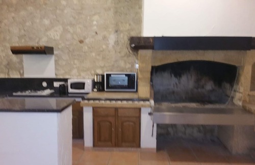 Cuxac-dʼAude House | Spacious village house near NARBONNE and 1/4 hour from the sea