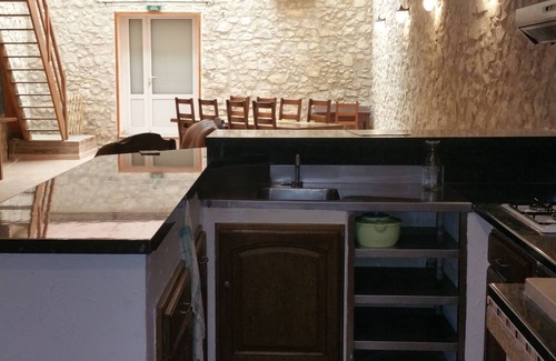 Cuxac-dʼAude House | Spacious village house near NARBONNE and 1/4 hour from the sea
