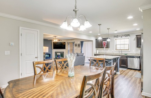 West Columbia House | Spacious West Columbia Home w/Patio & Grill!
