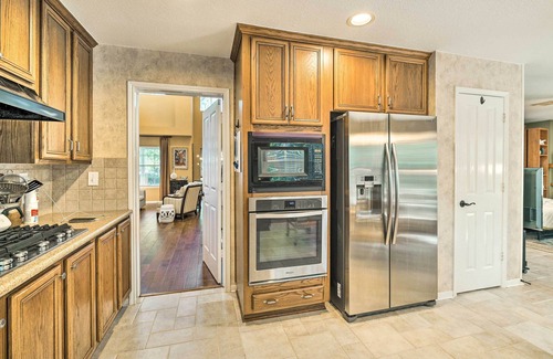 Alden Bridge House | Spacious Woodlands Home: Pool & Outdoor Oasis