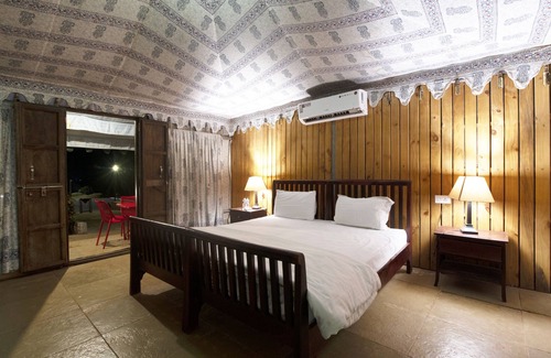 Alwand Hotel | Spandan Holiday Homes