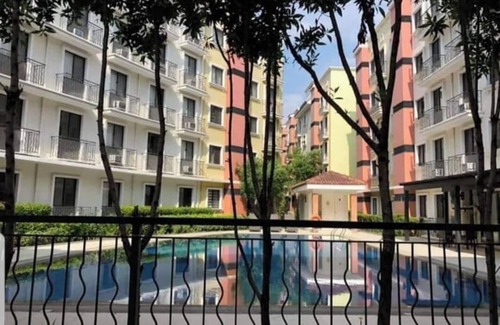 San Dionisio Condo | Spanish Condo with Hot shower 15 min from Airport