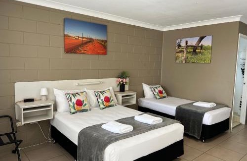 Rosslea Hotel | Spanish Lace Motor Inn