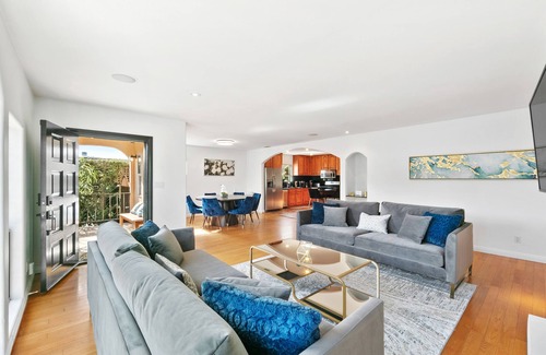 Beverly Grove House | Spanish Oasis Villa with detached Full Guest House
