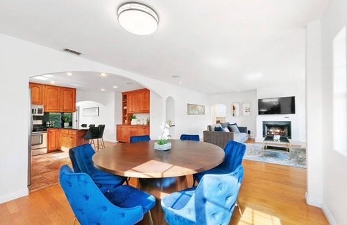 Beverly Grove House | Spanish Oasis Villa with detached Full Guest House