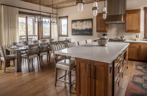 Spanish Peaks House | Spanish Peaks | Highlands Cabin 30
