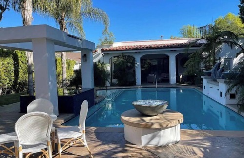 Marina del Rey House | Spanish villa Encino best south of the boulevard