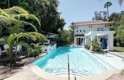 Marina del Rey House | Spanish villa Encino best south of the boulevard