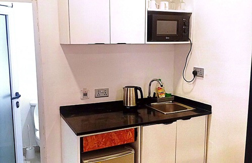 Labone Apartment | Spar Shipping Container in the heart of Osun7 minutes drive from the airport