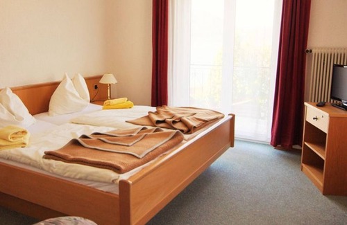 Weyregg am Attersee Cottage | Sparer Seeblick 21 - Gasthof zur Landeroith GmbH