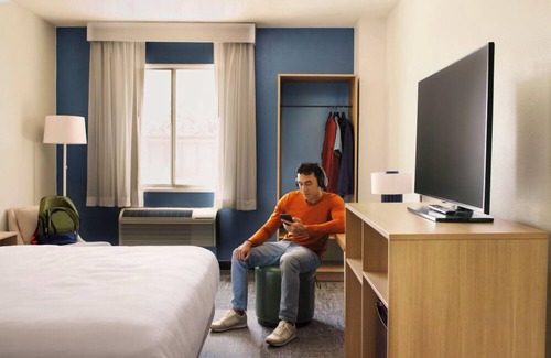 Vestal Hotel | Spark by Hilton Vestal Binghamton University Area