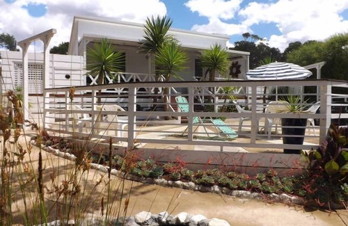 Creswick Cabin | Sparkling Cabin Springs