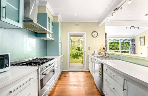 Donvale House | Sparkling Family Friendly Gem in Leafy Donvale