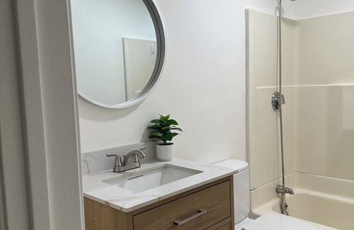 Central Village Apartment | Sparkling Renovated 3 Bed 2 BathroomnnIn Heart of Historic Brookline Village nn