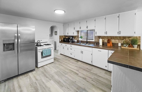Grand Junction House | Sparn Mountain Hideaway 3 Bedroom Home