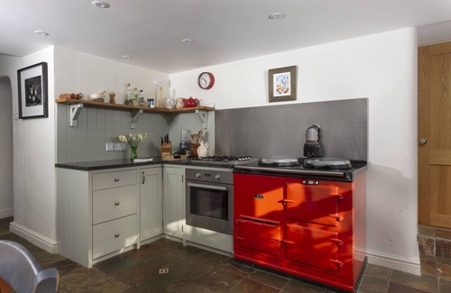 Rock Cottage | Sparnal Stitch nestled within the trees, just moments from sandy beaches