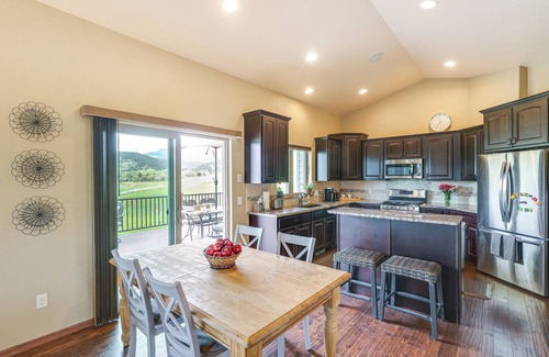 North Spearfish House | Spearfish Retreat w/Fireplace + Mountain Views!