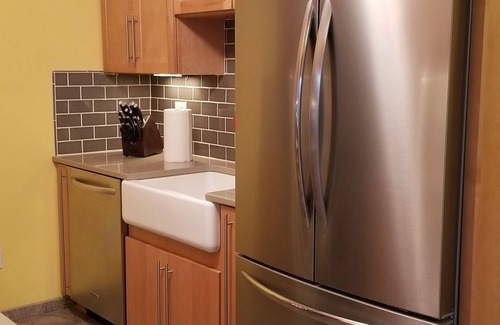Nob Hill House | Special 50% off-Knobhill/UNM 2BR Hottub Retreat