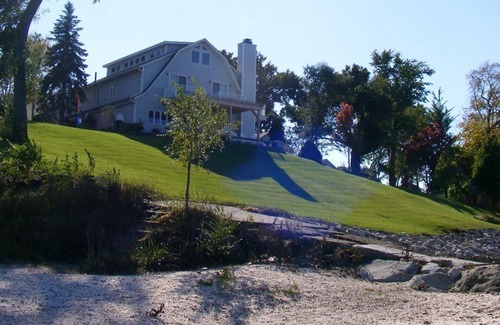 Mitiwanga House | Spectacular Beach House Near Cedar Point in Mitiwanga Beach