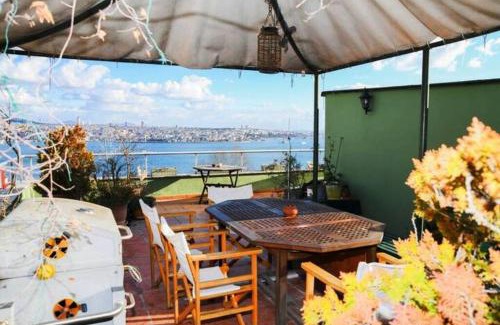 Kabatas Apartment | Spectacular Bosphorus View, Private Rooftop Terrace 6BR, 2BA