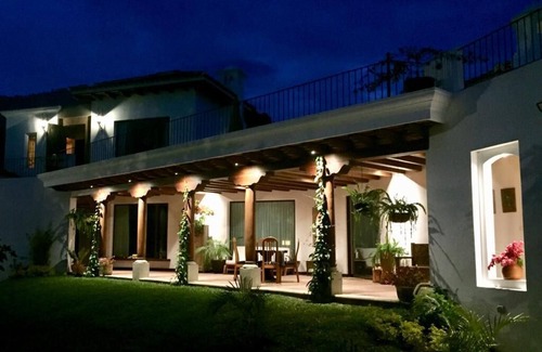 Antigua Guatemala House | Spectacular ecological villa - Spanish revival style