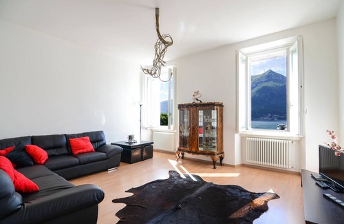 Bellagio Apartment | Spectacular Flat in Bellagio for 6 People with Lake View, Wifi, A/C