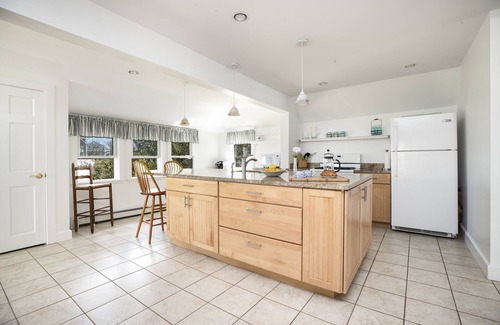 Scituate House | Spectacular Harbor Views - 50 Yards To Two Different Sandy Beaches