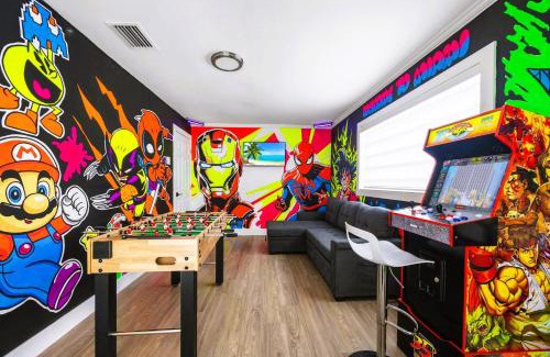 Westchester Villa | Spectacular Miami 12 mil to Downtown GameRoom Pool