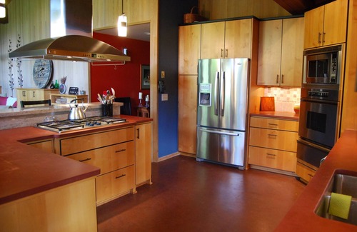 Parkdale House | Spectacular Mount Hood View Home-Sleeps 10