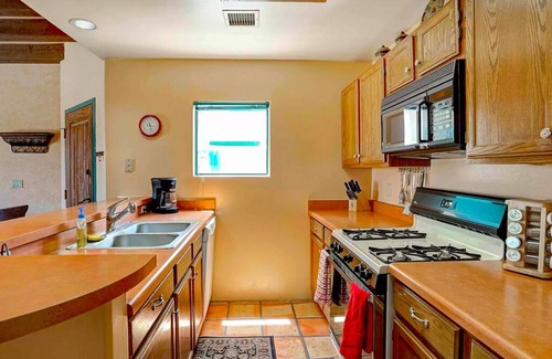 Starr Pass House | Spectacular Mountain Views- Newly Renovated!