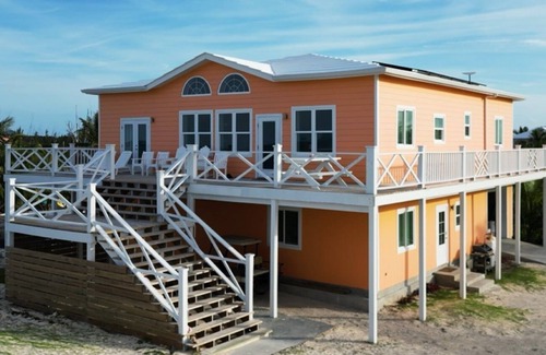Great Guana Cay House | SPECTACULAR NEW 4-BR, 3-BA on the BEST BEACH! - King Beds- 10% off weekly rental