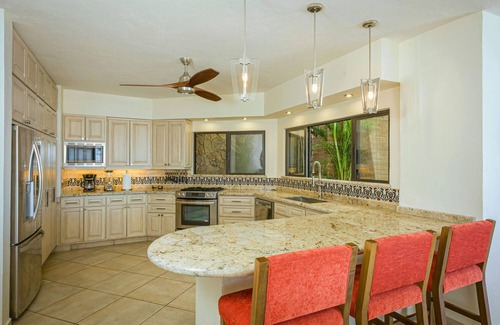 Centro Villa | Spectacular Ocean and Marina Views in Pedregal, Walk to Downtown