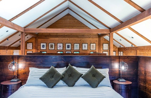 Litchfield House | Spectacular Silo House on Litchfield Hills Estate