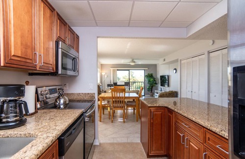 Capri Isle Condo | Spectacular View 2/2 condo in a quiet neighborhood and close to beach