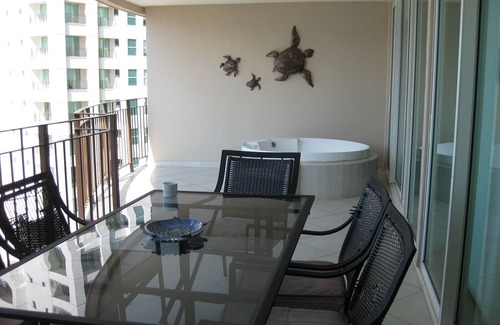 South Hotel Zone Condo | Spectacular View! Oceanfront Condo at the Grand Venetian